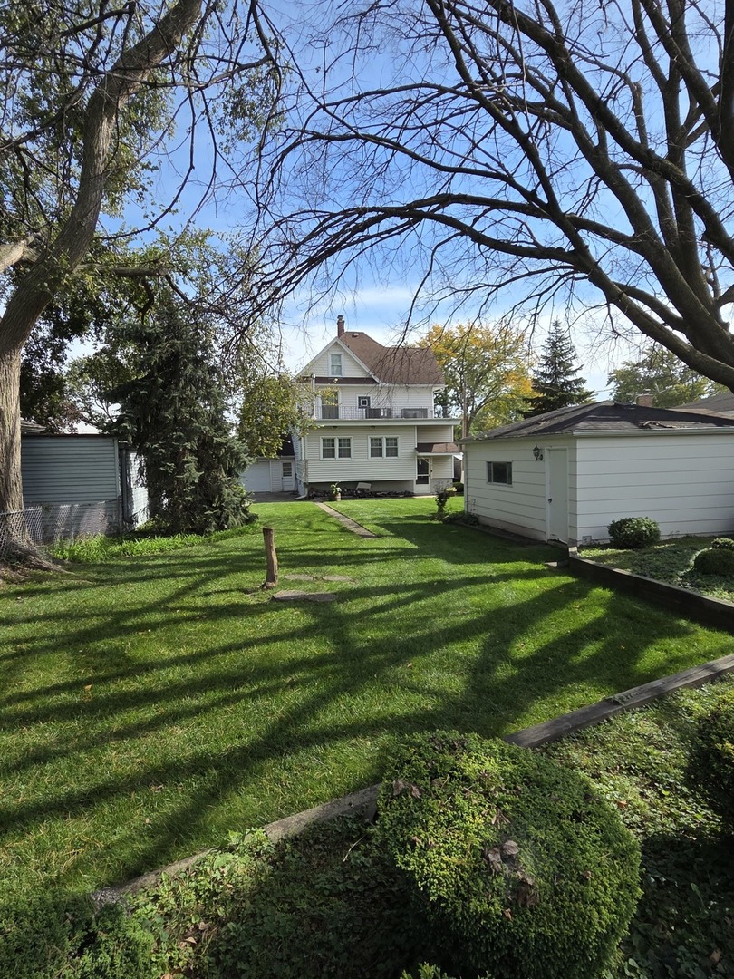 main property photo 23