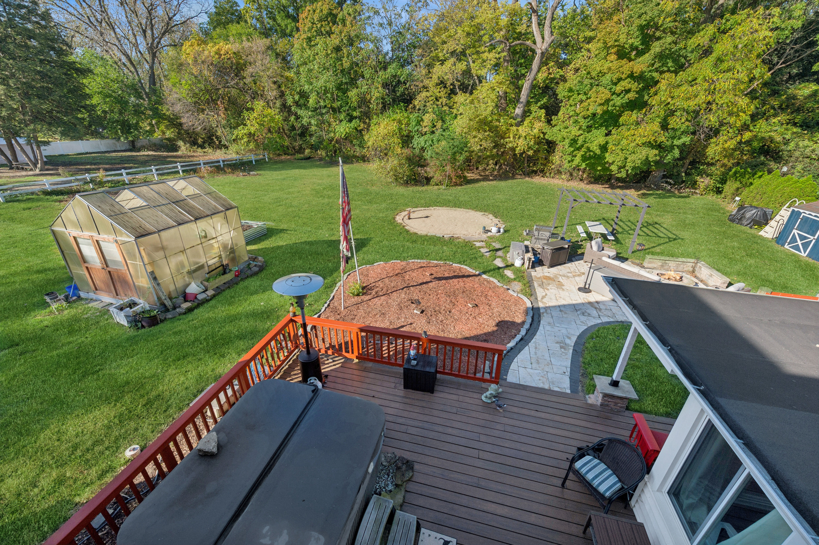 main property photo 12