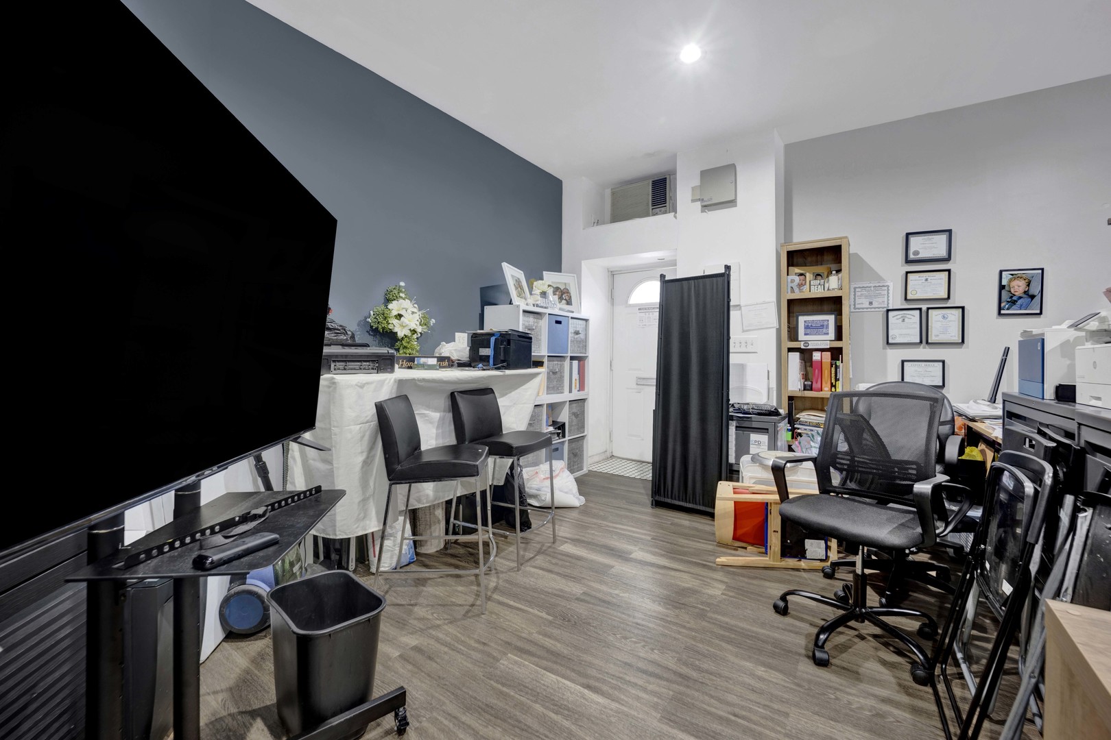 main property photo 38