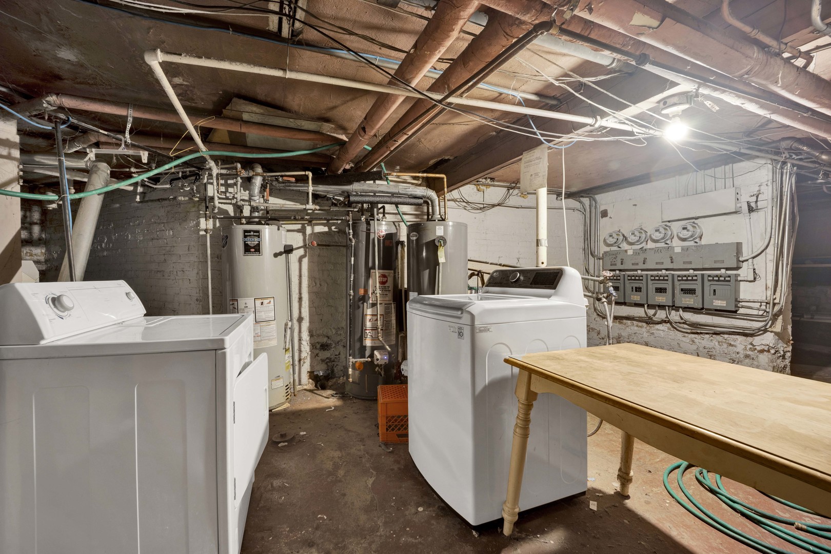 main property photo 40