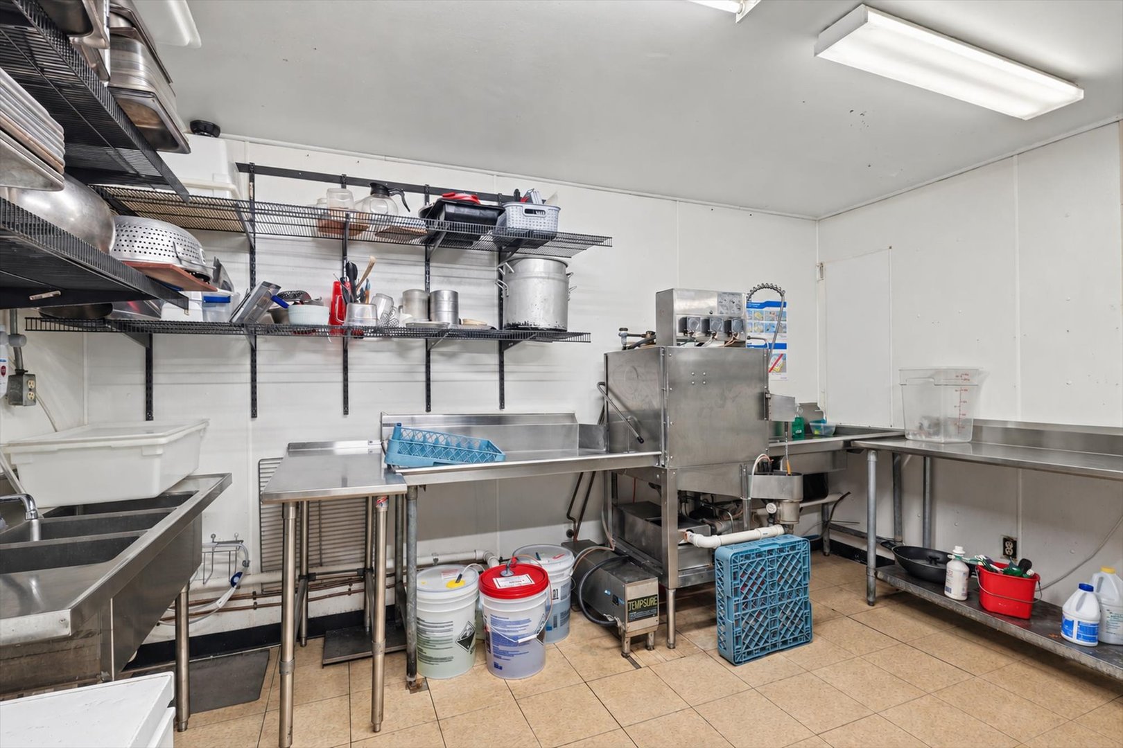 main property photo 48