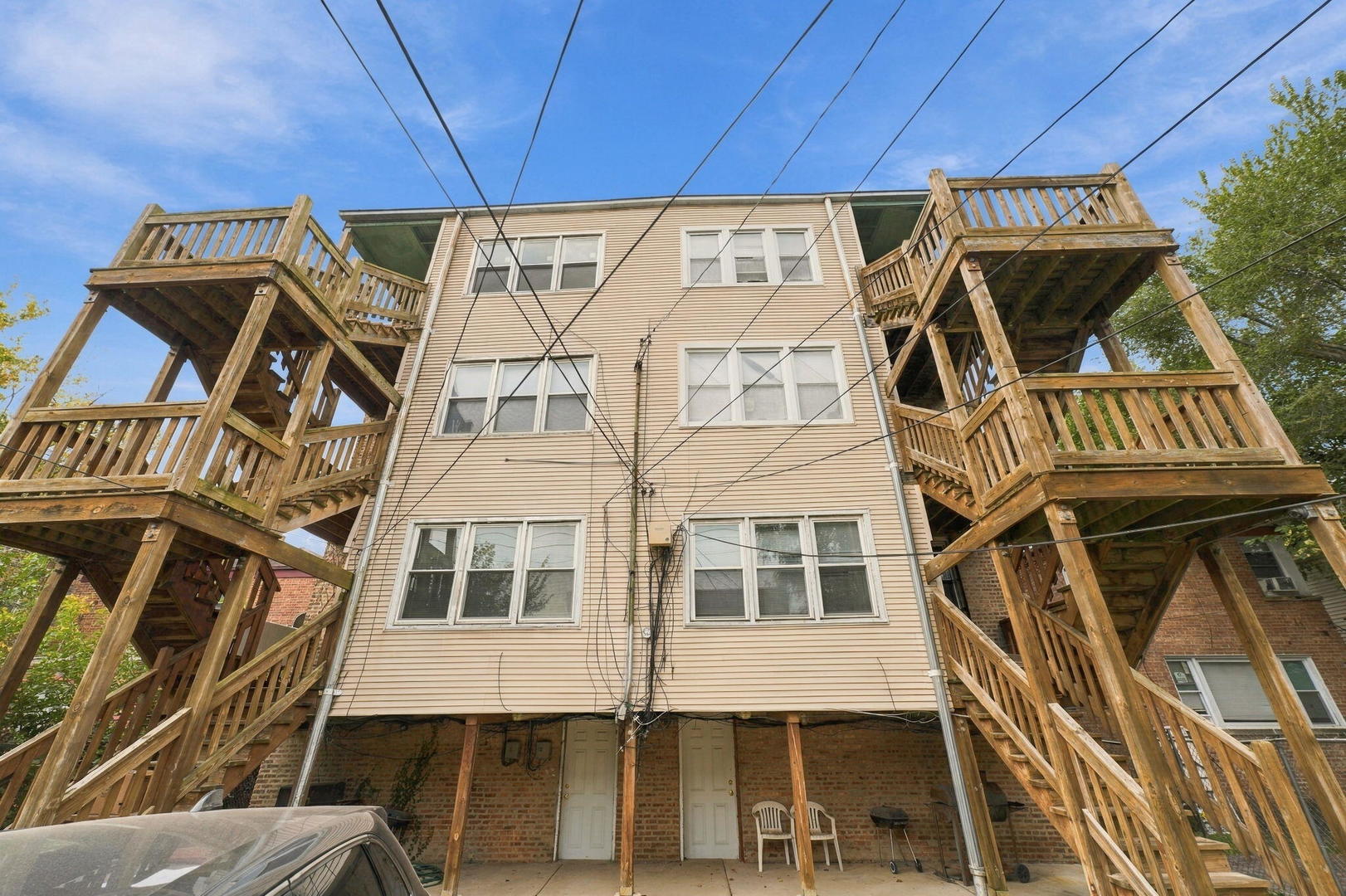 main property photo 18