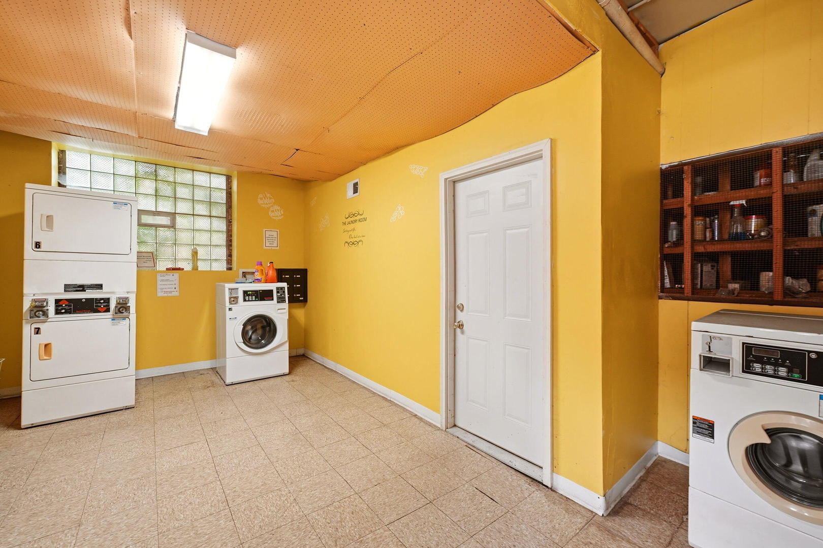 main property photo 19