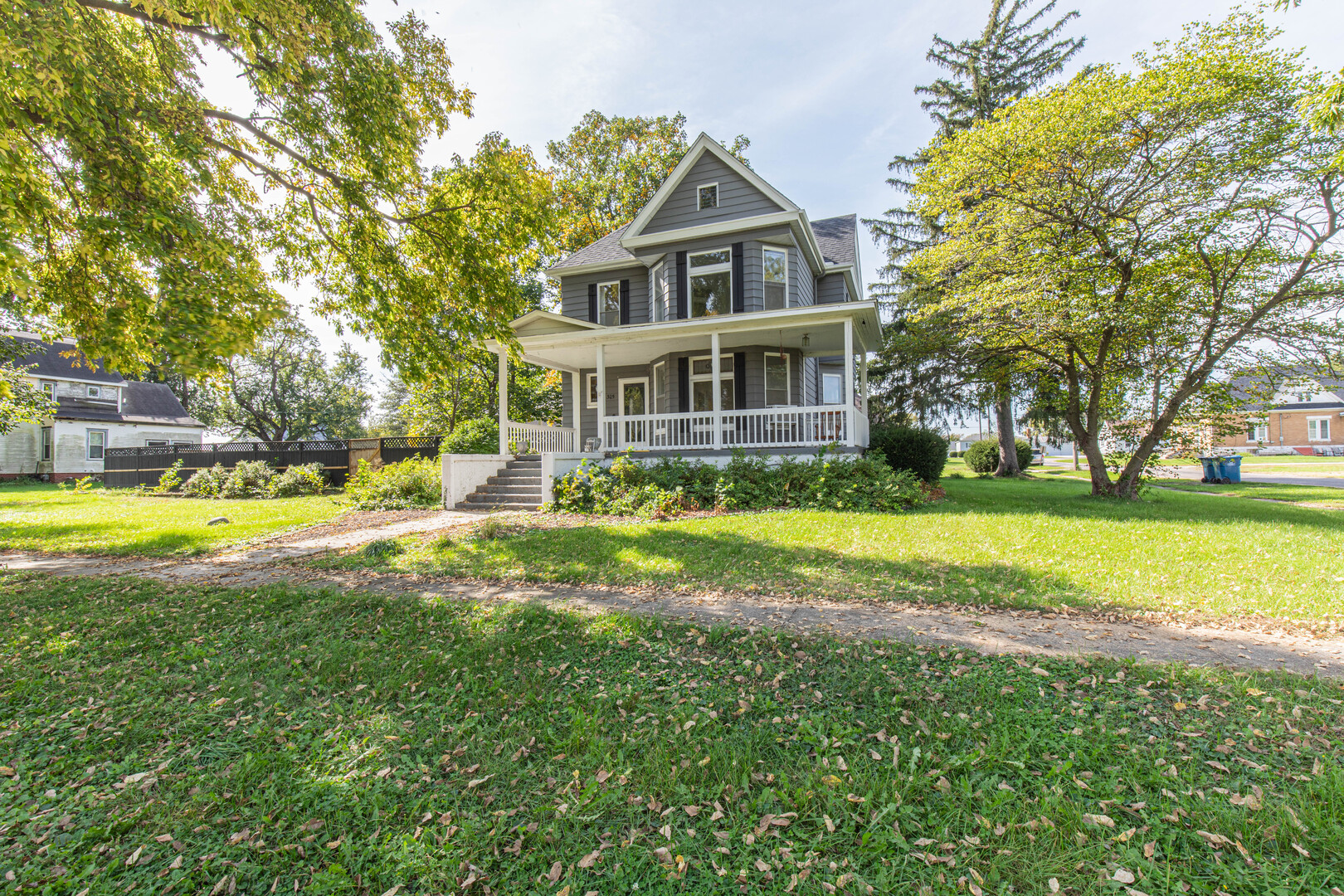 main property photo 31