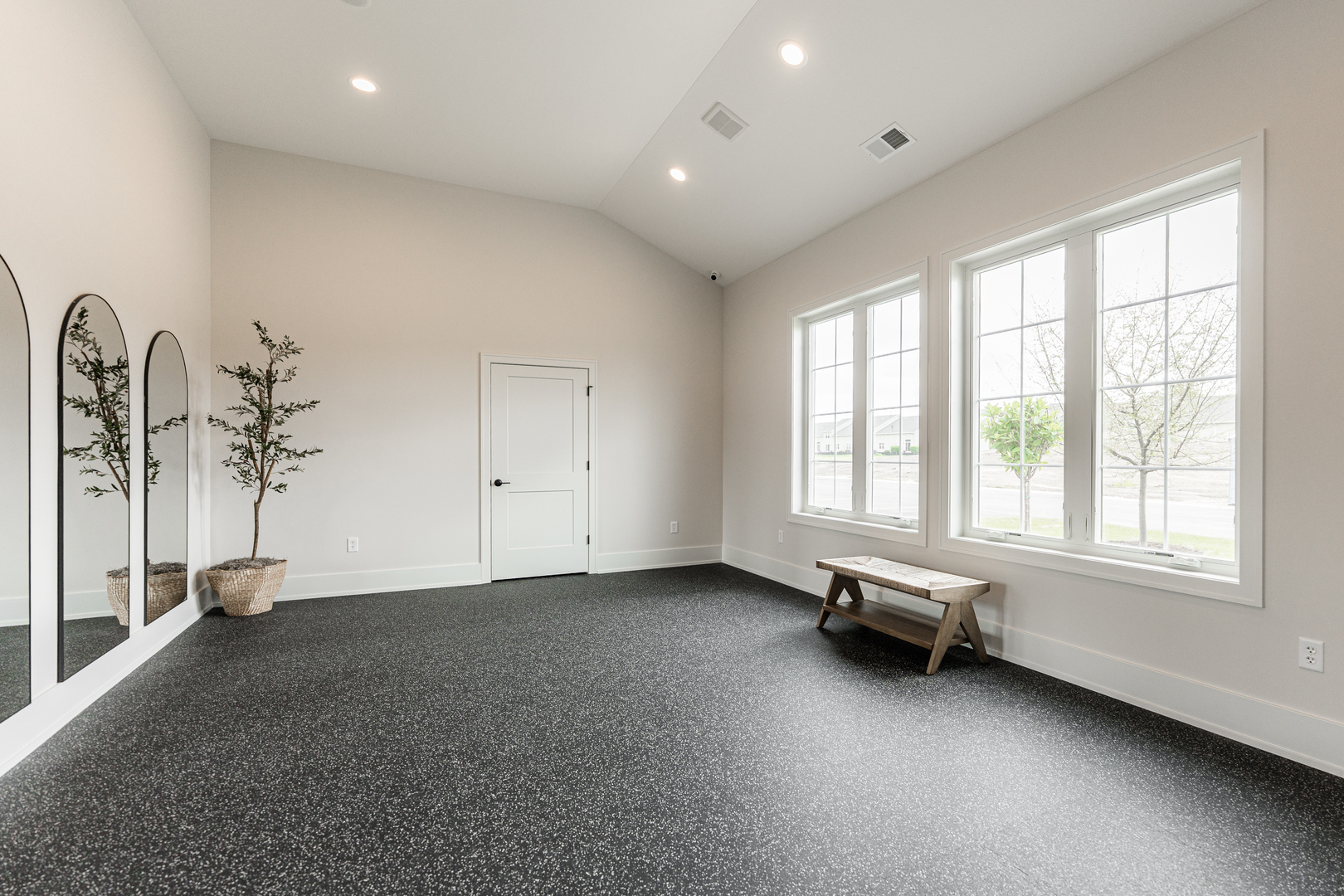 main property photo 78
