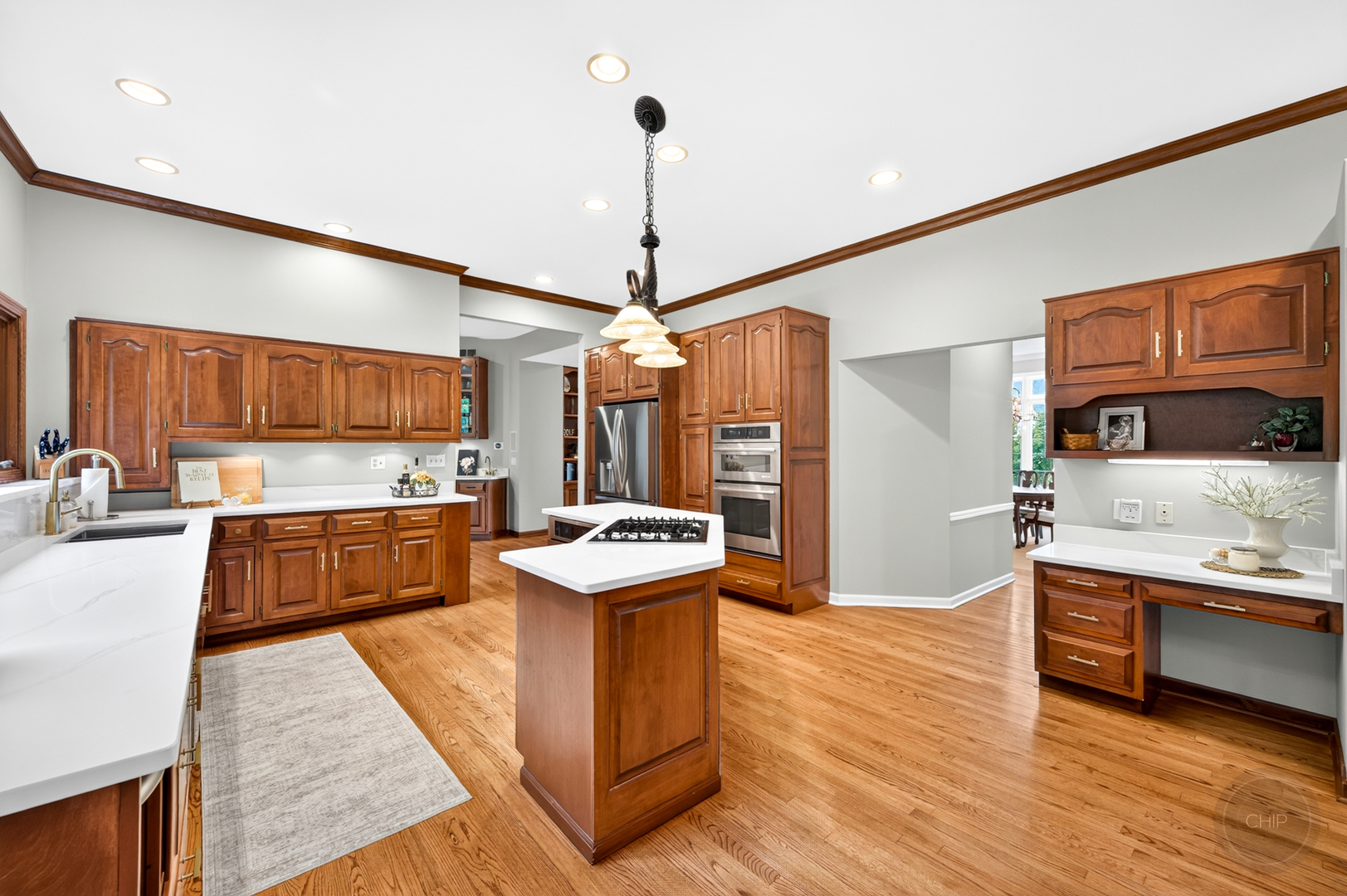 main property photo 27