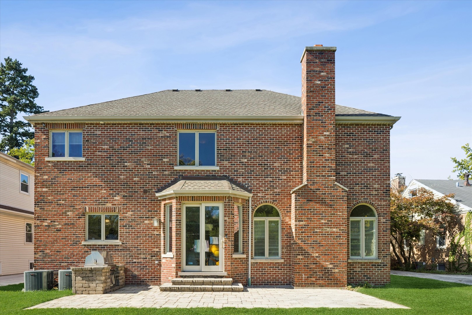 main property photo 37