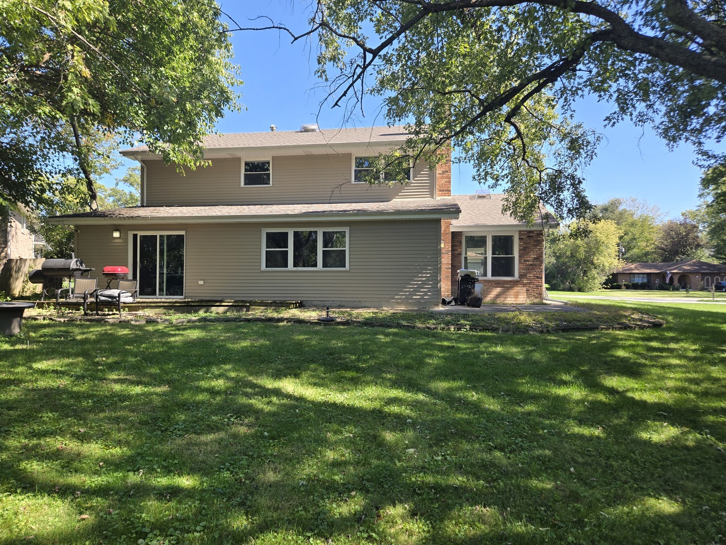 main property photo 6