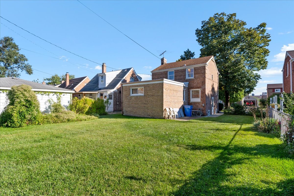 main property photo 23