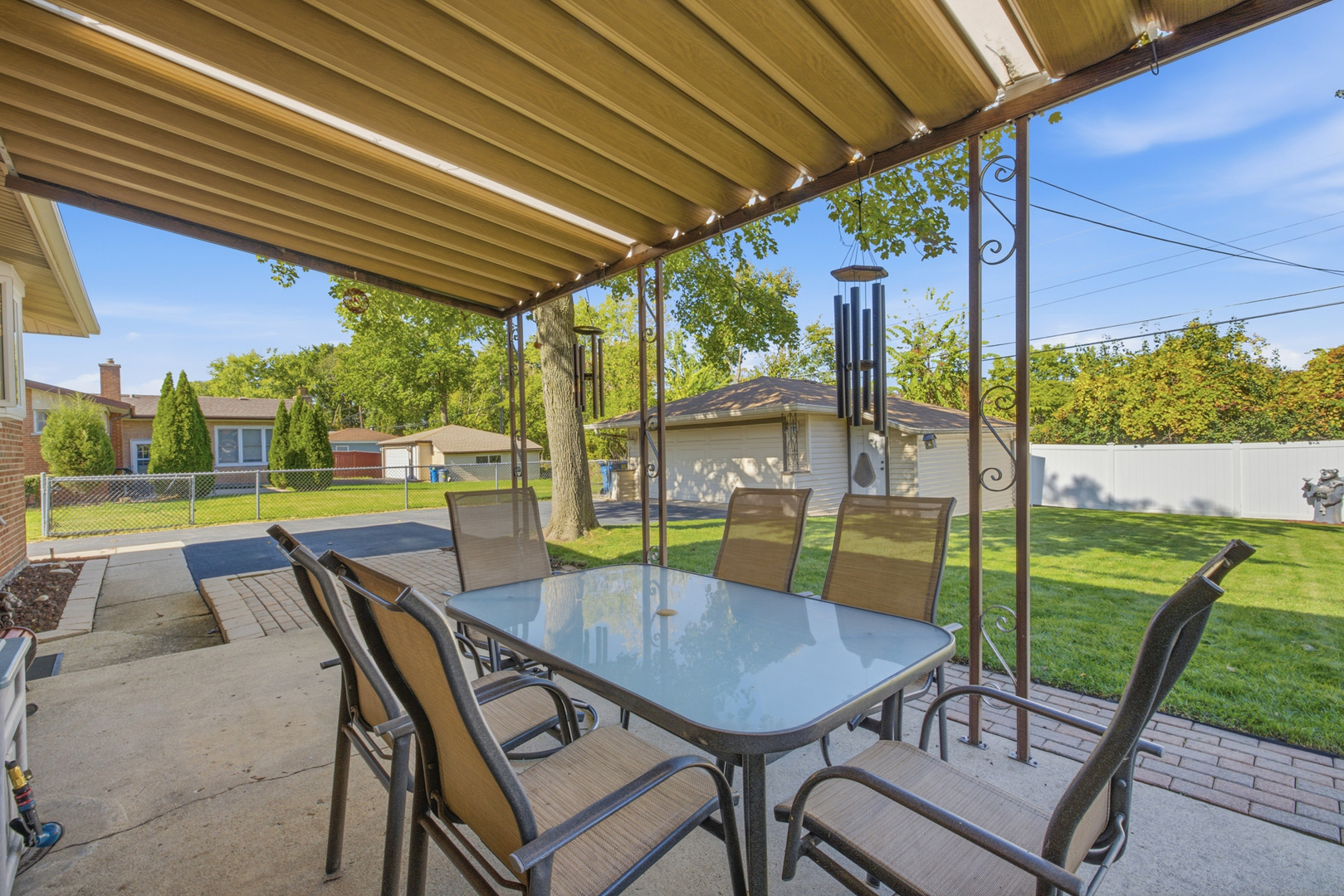 main property photo 24
