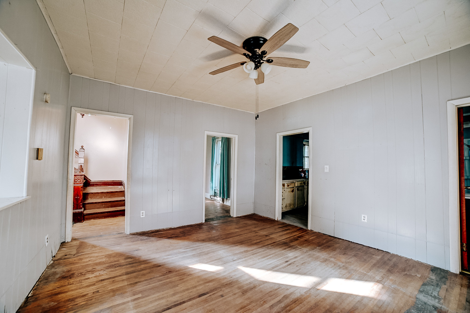main property photo 8