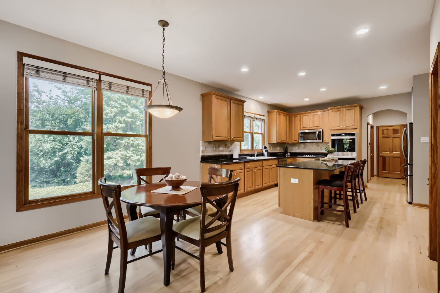 main property photo 11