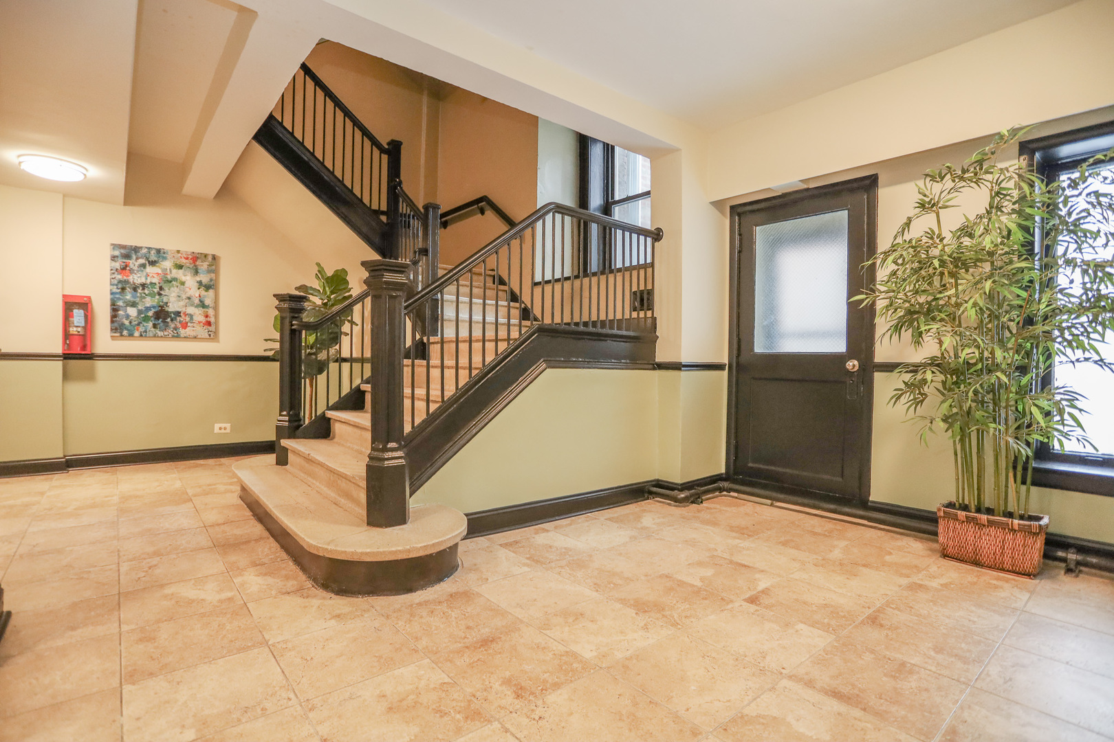 property viewer photo 7