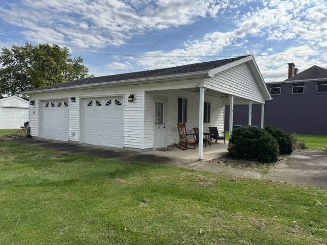 main property photo 14