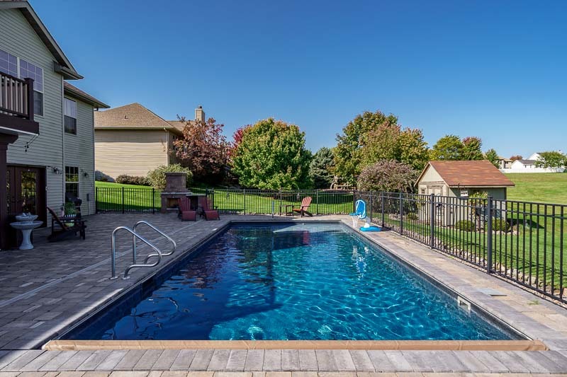 main property photo 15