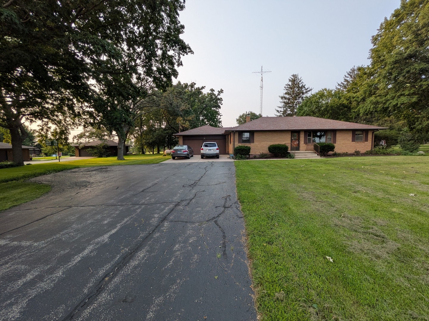 main property photo 6