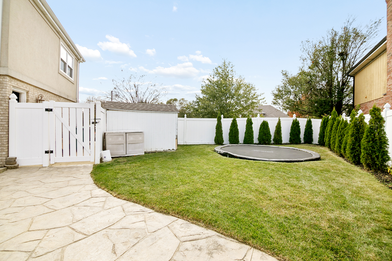 main property photo 47