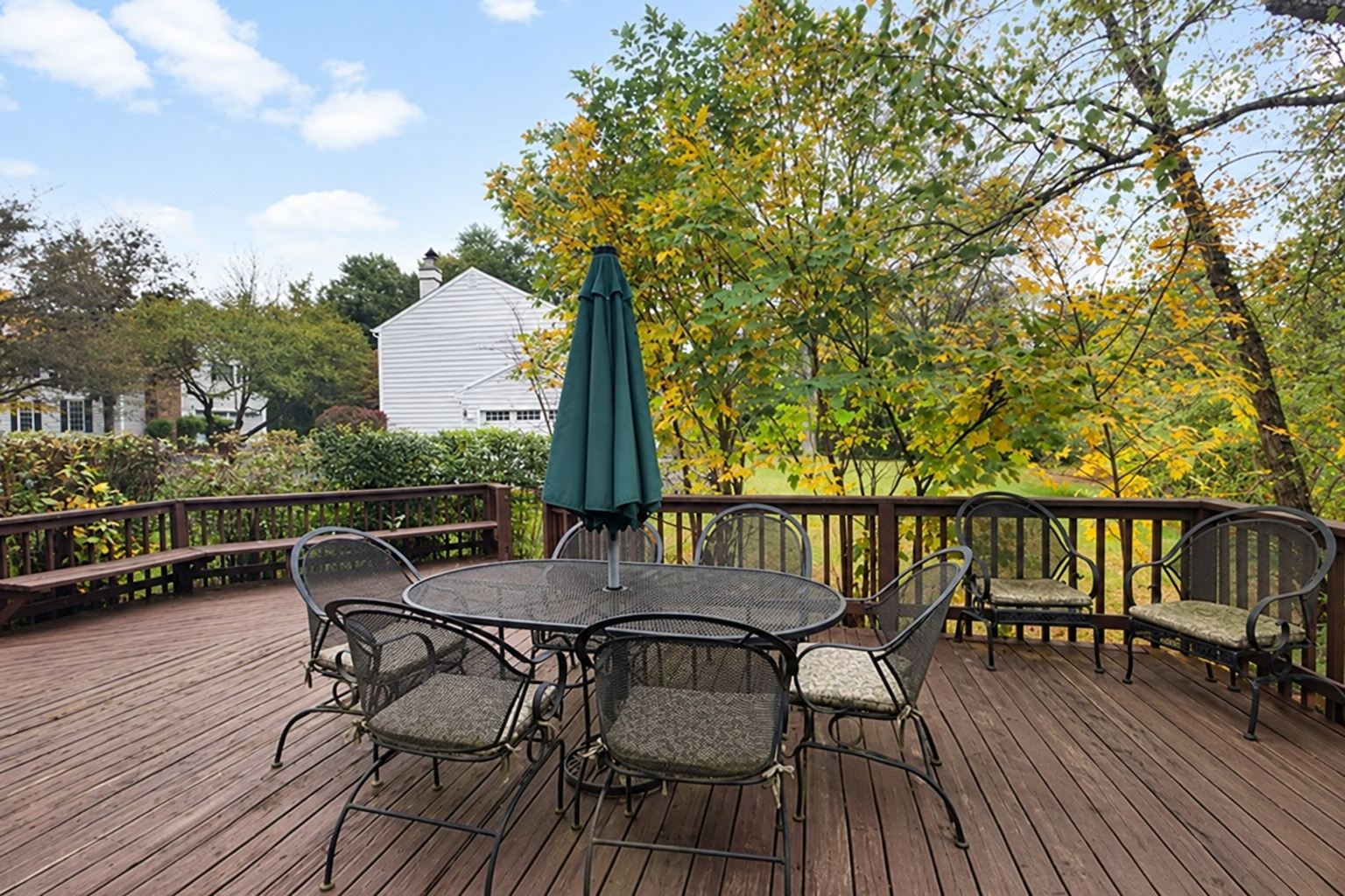 main property photo 28