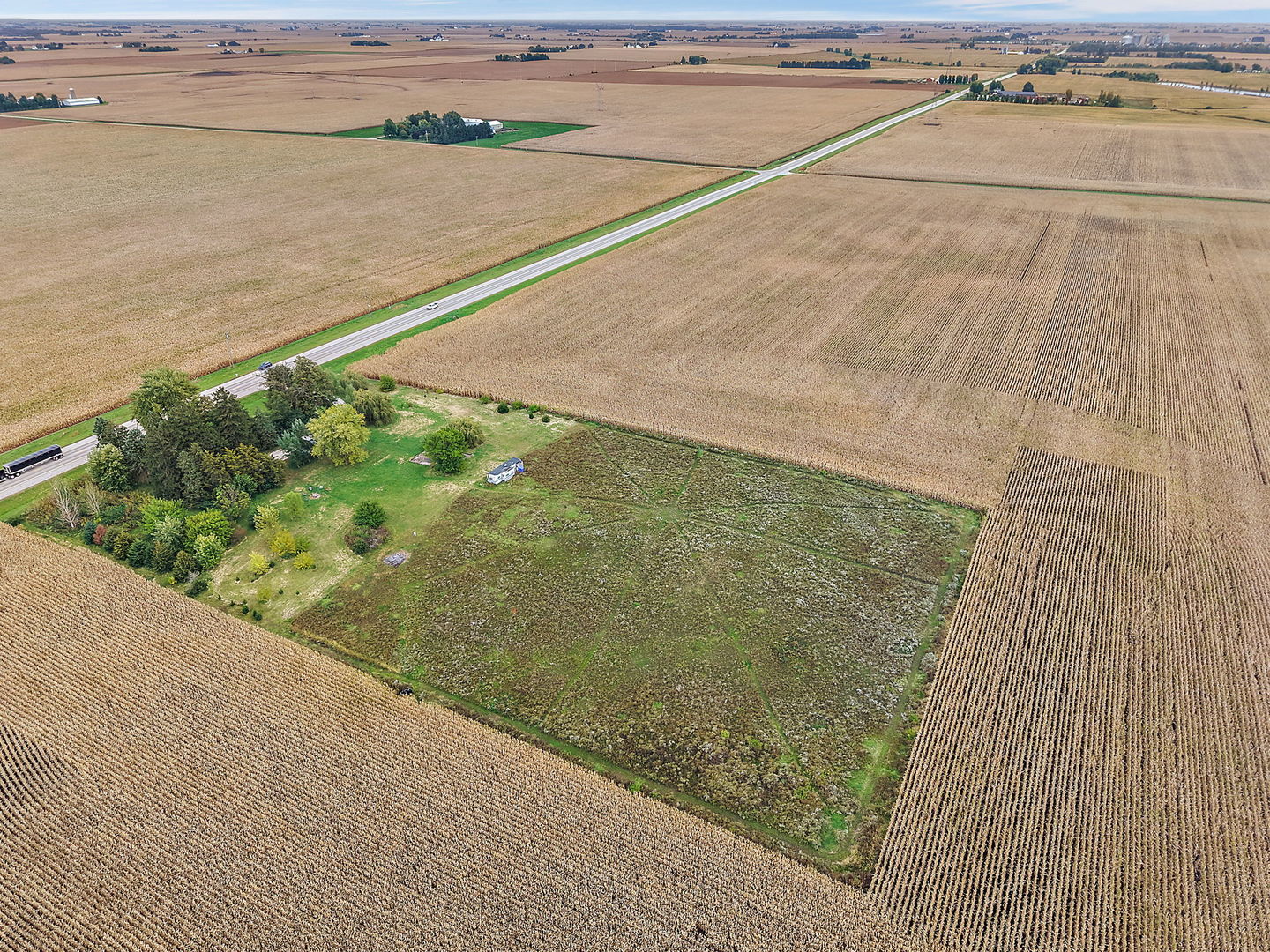main property photo 35