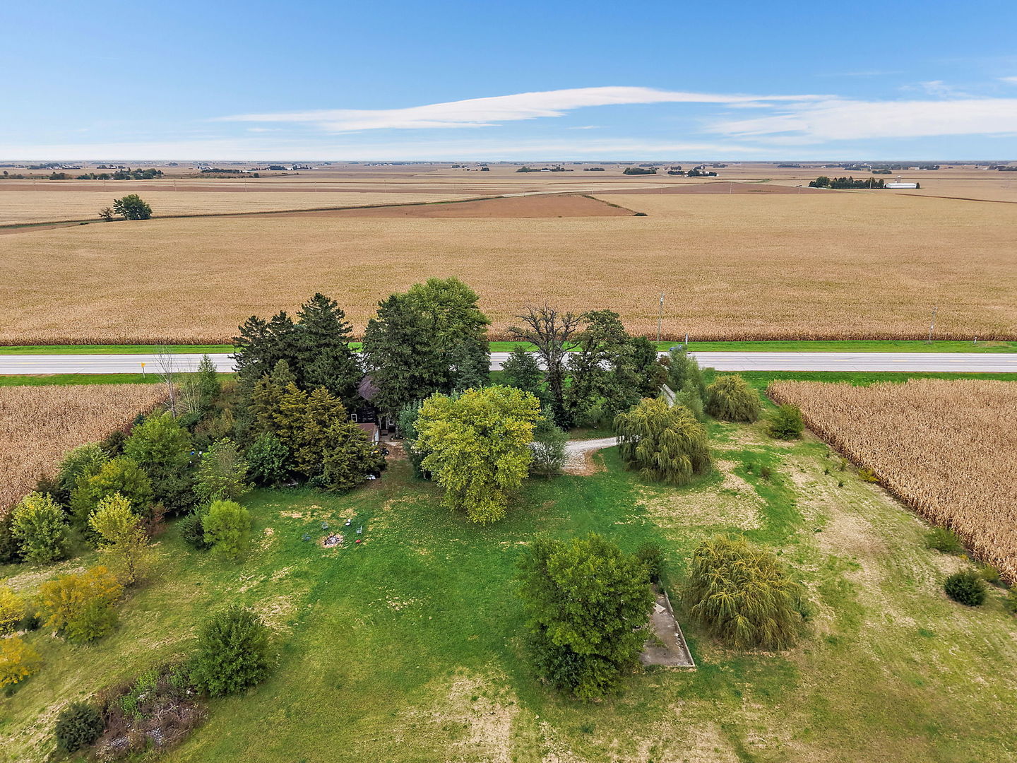 main property photo 37