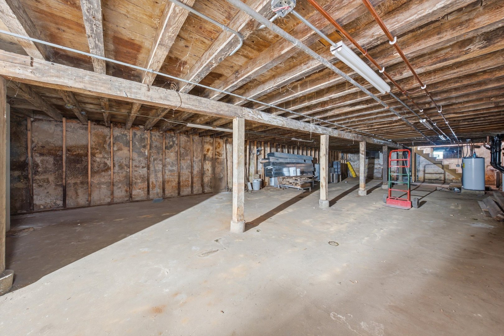 main property photo 13