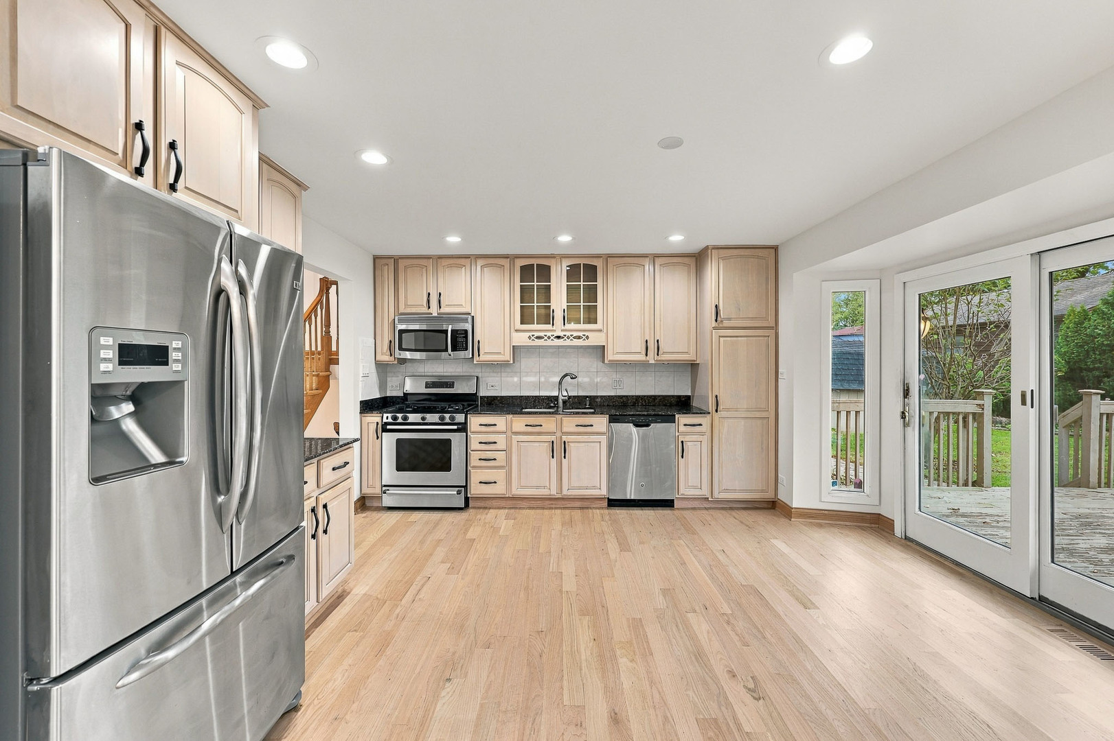 main property photo 7