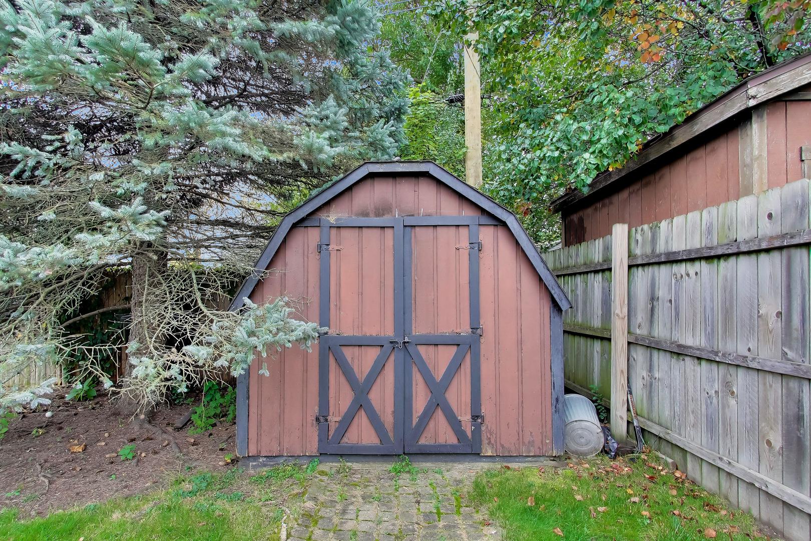 main property photo 35