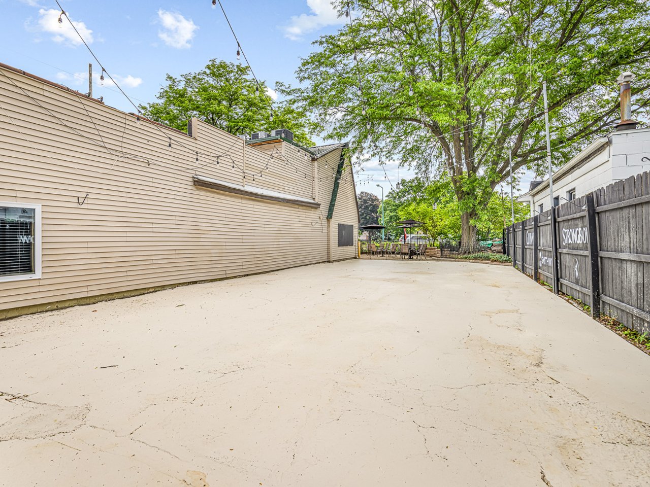 main property photo 65
