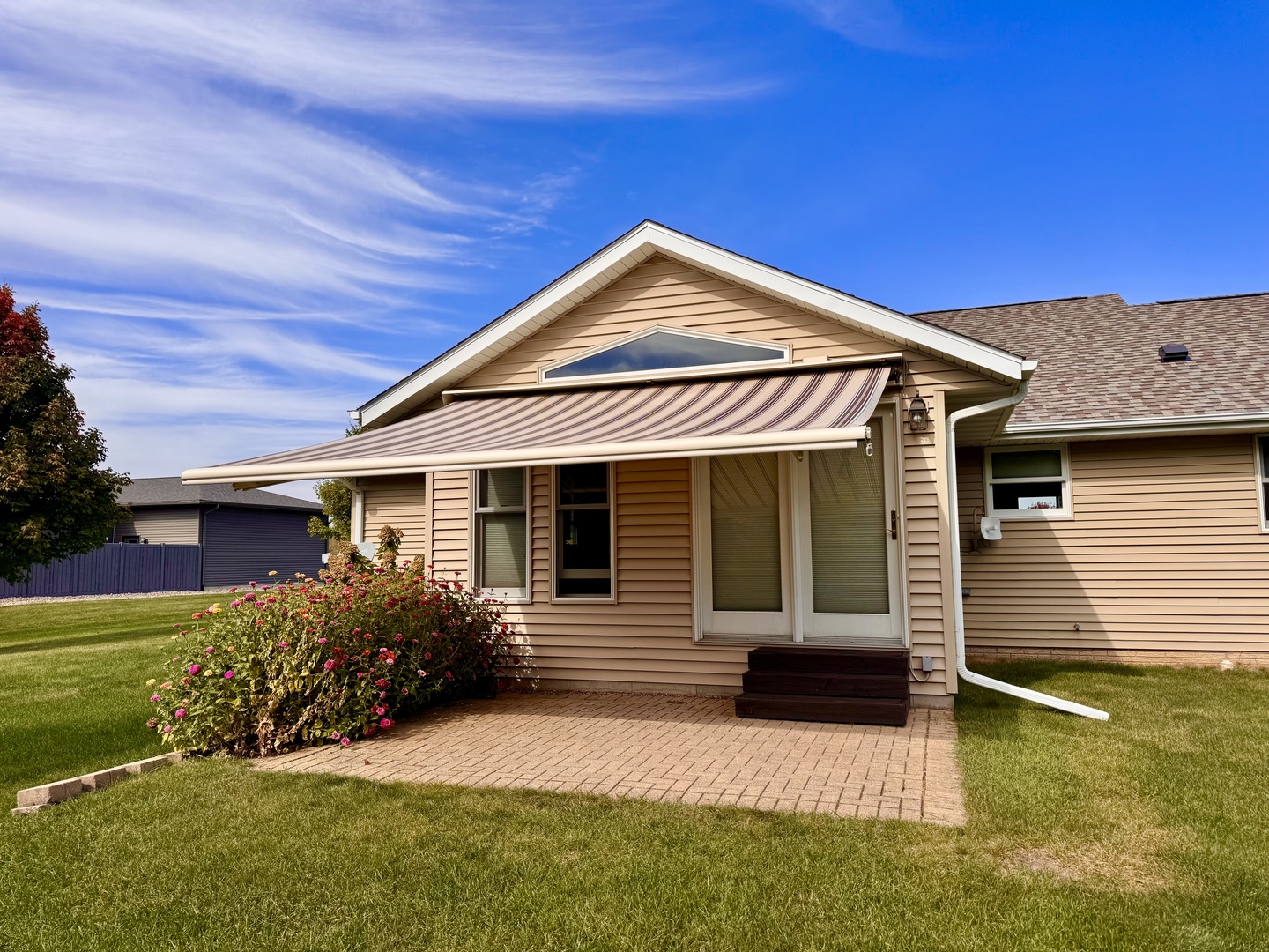 main property photo 20