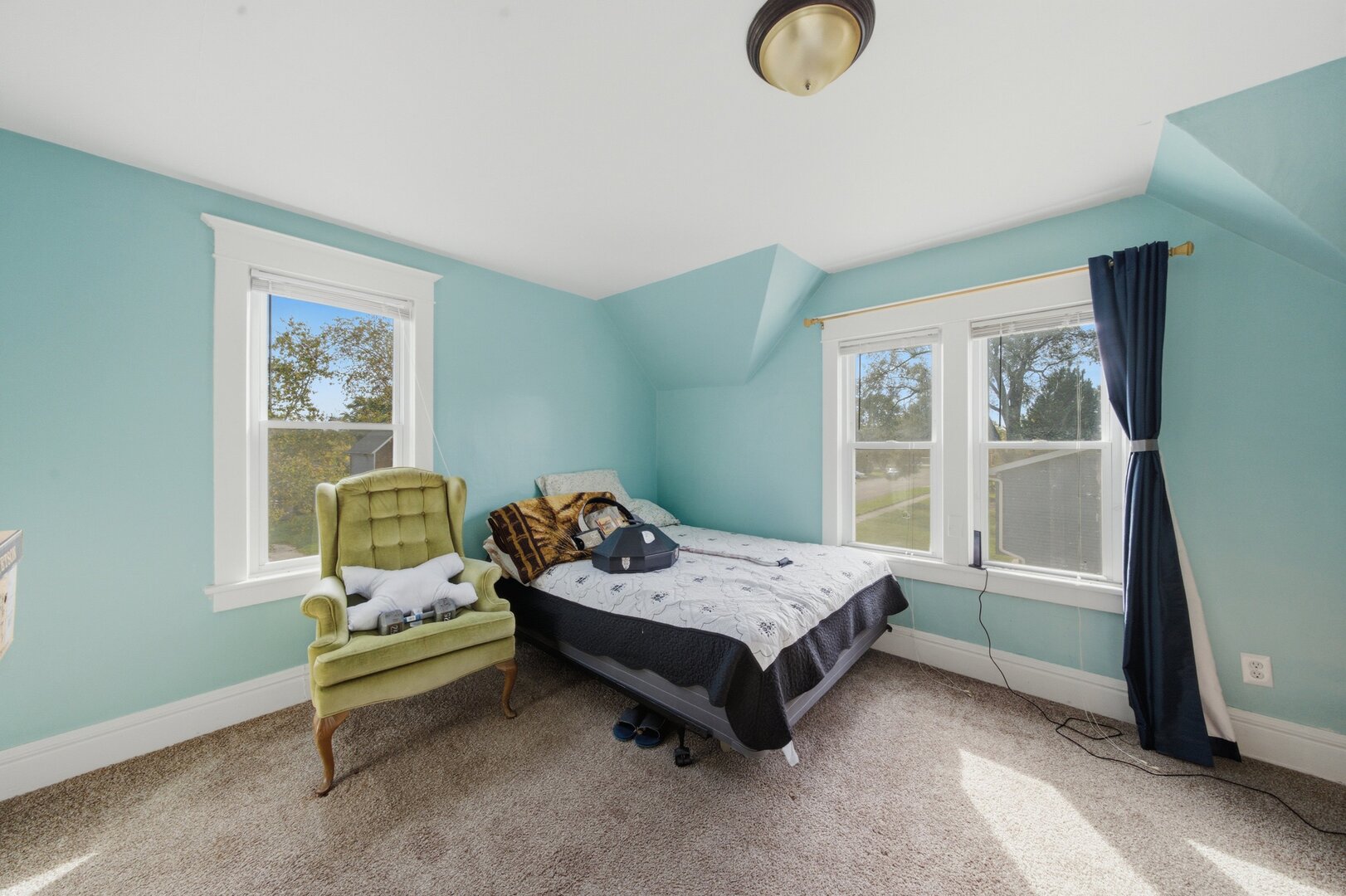 main property photo 16