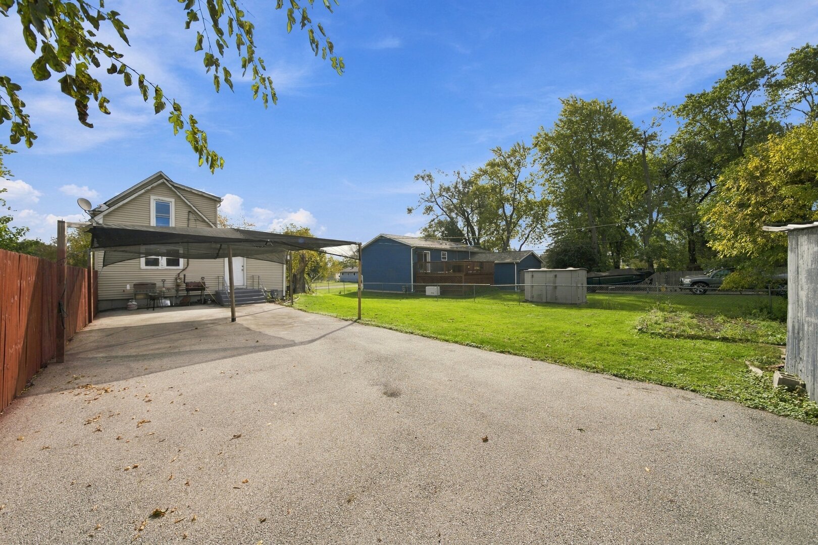 main property photo 24