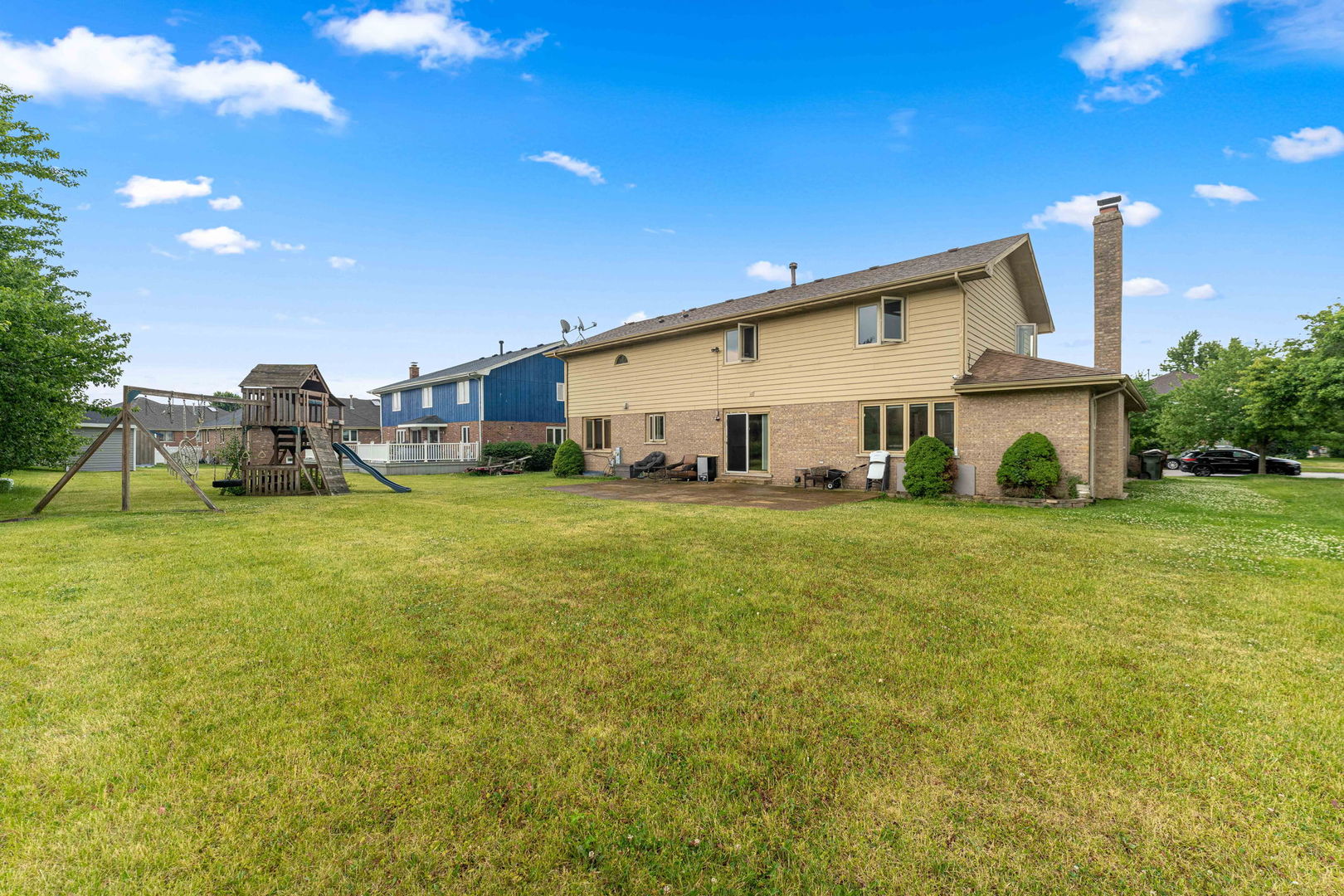 main property photo 48