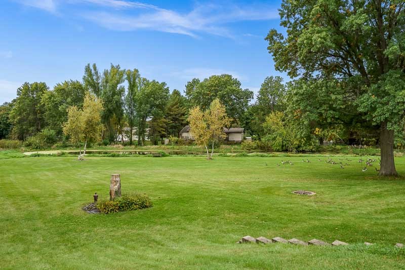 main property photo 50