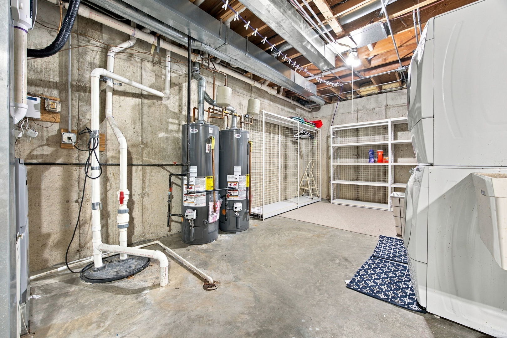 main property photo 60