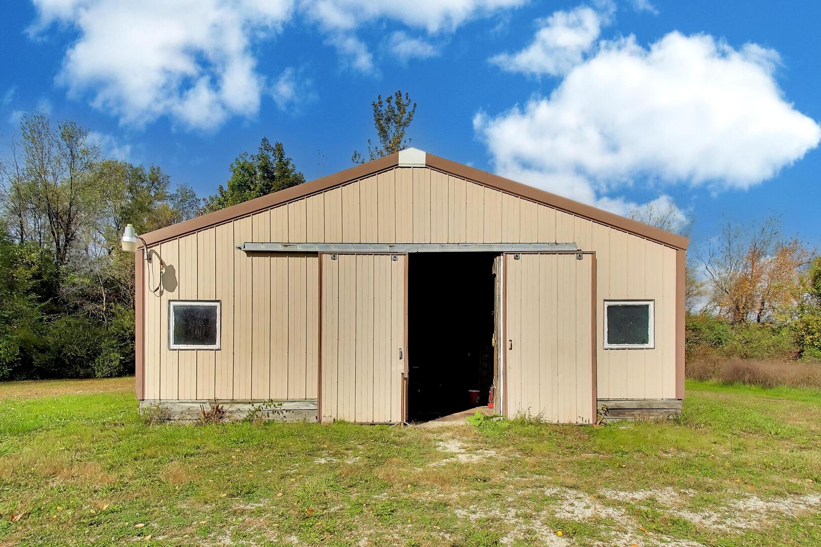 main property photo 5