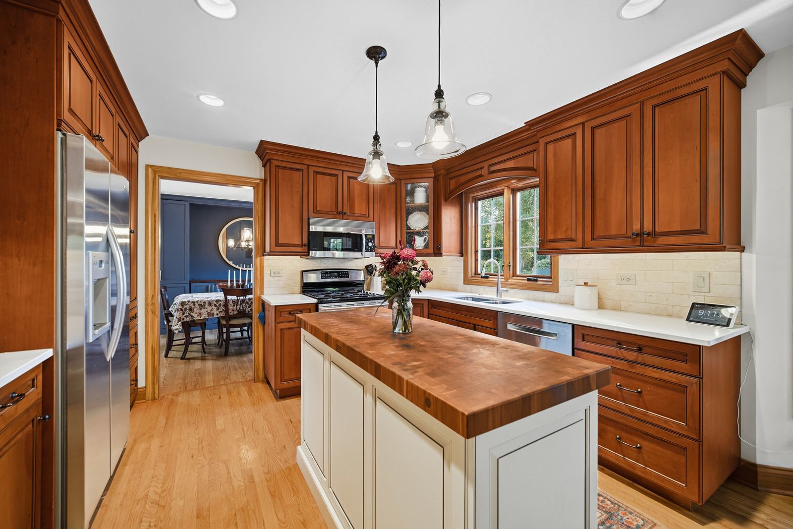 main property photo 9