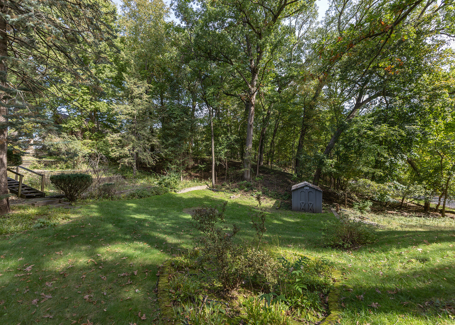 main property photo 40