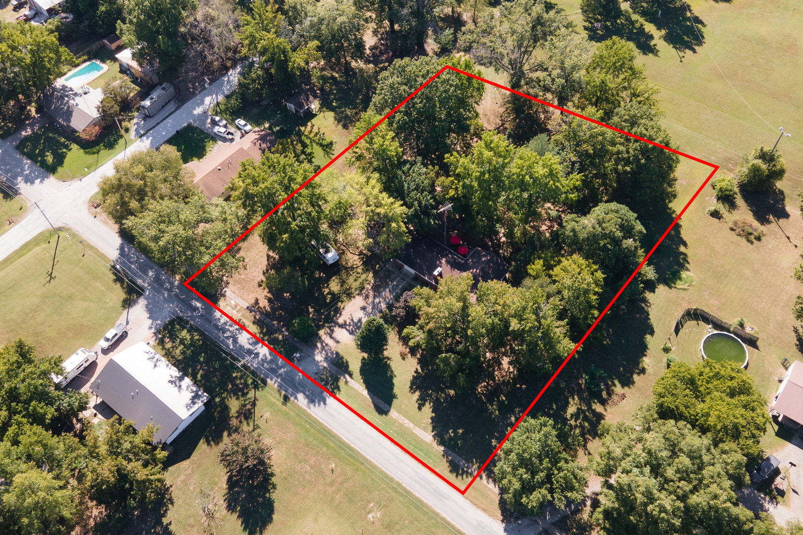 main property photo 23
