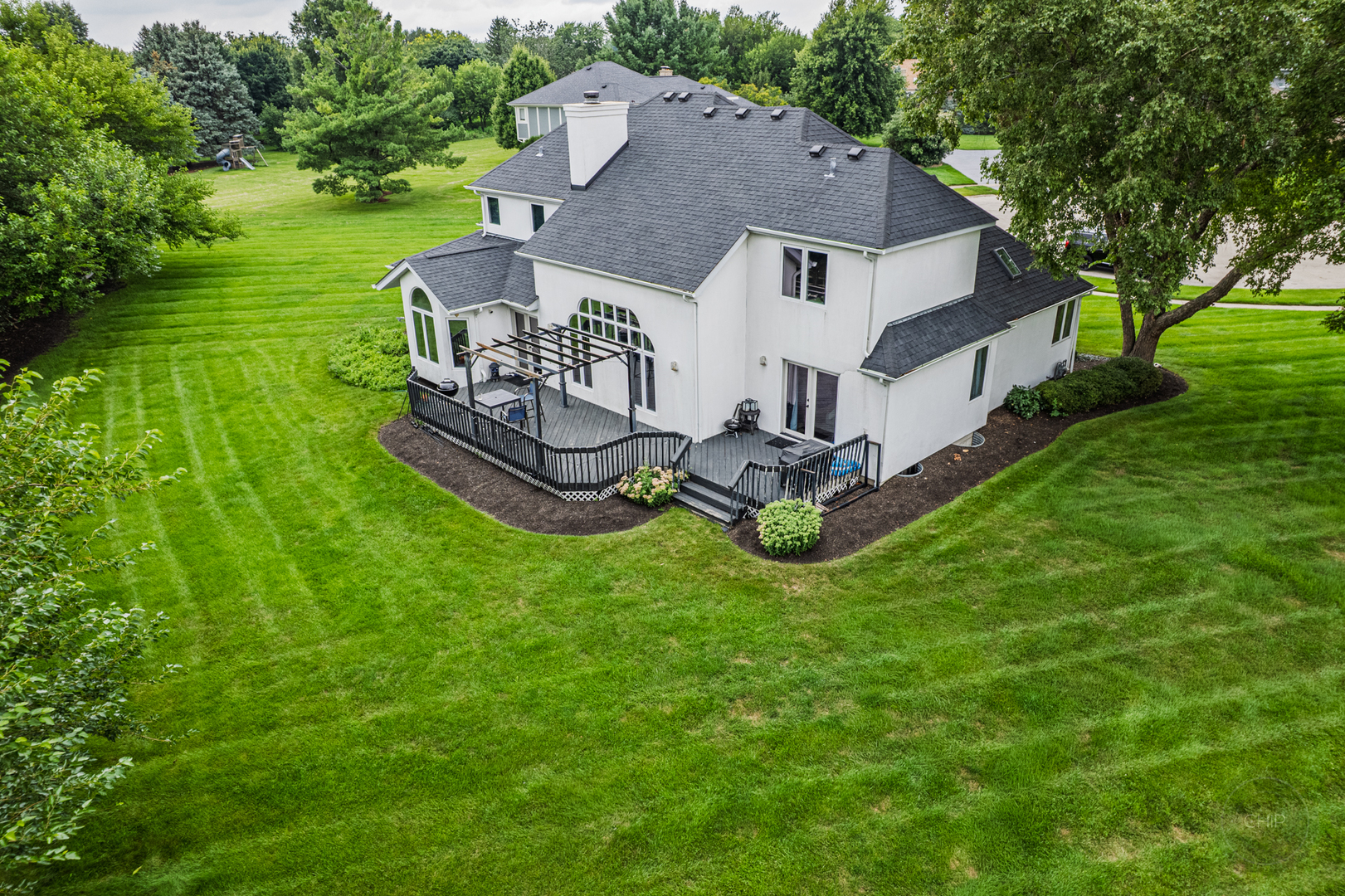 main property photo 40