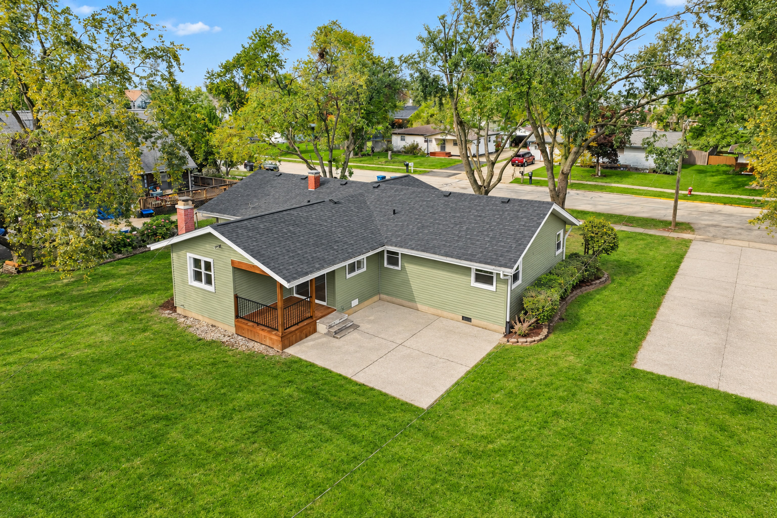 main property photo 27