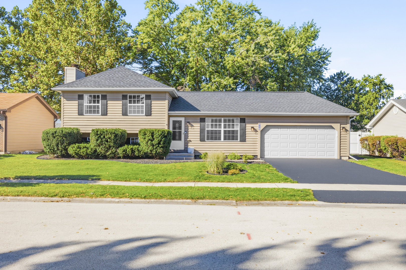 main property photo 34