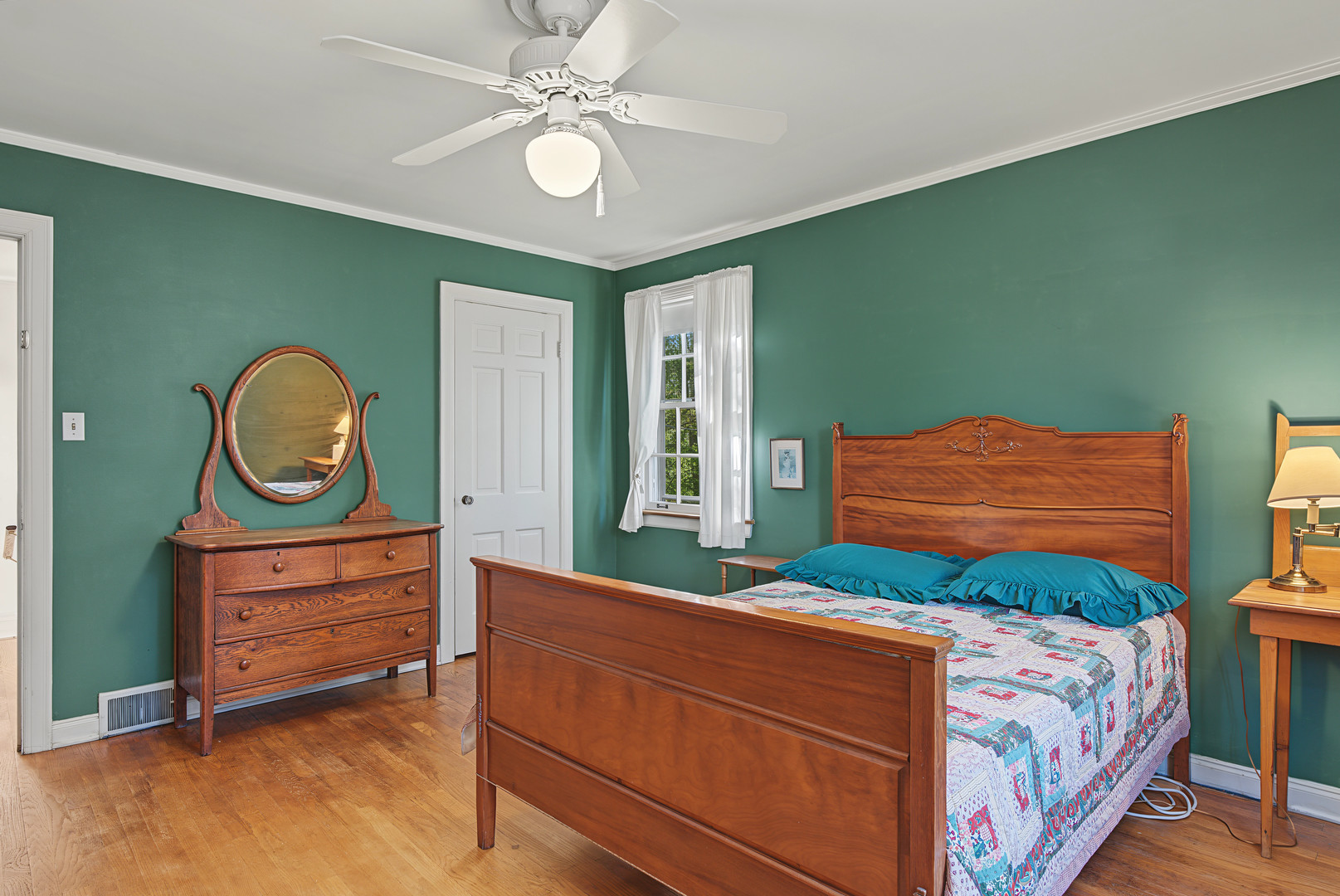 main property photo 20