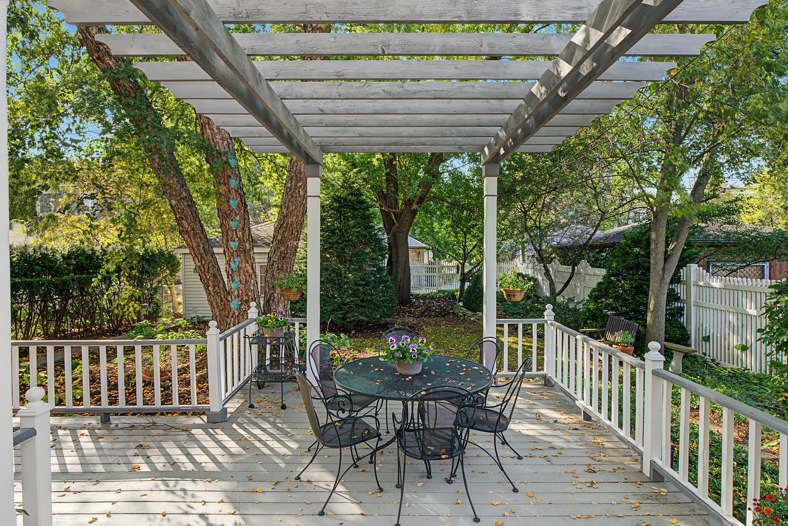 main property photo 40