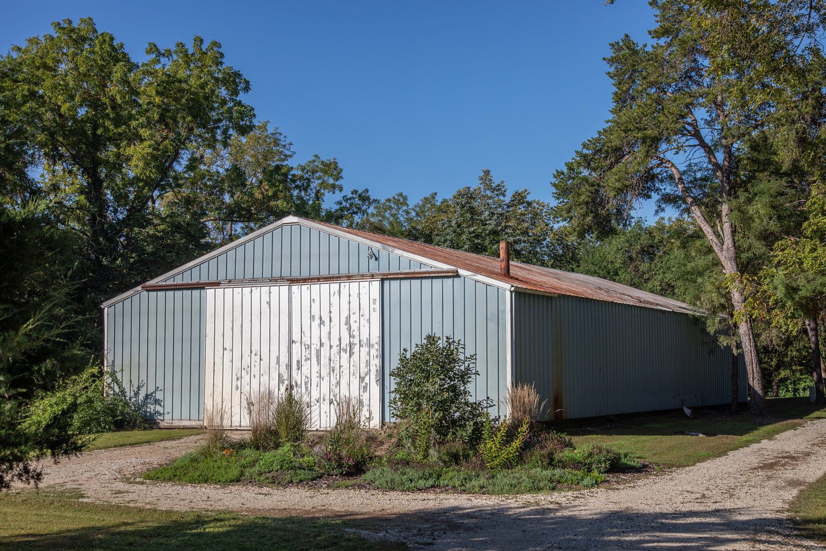 main property photo 25