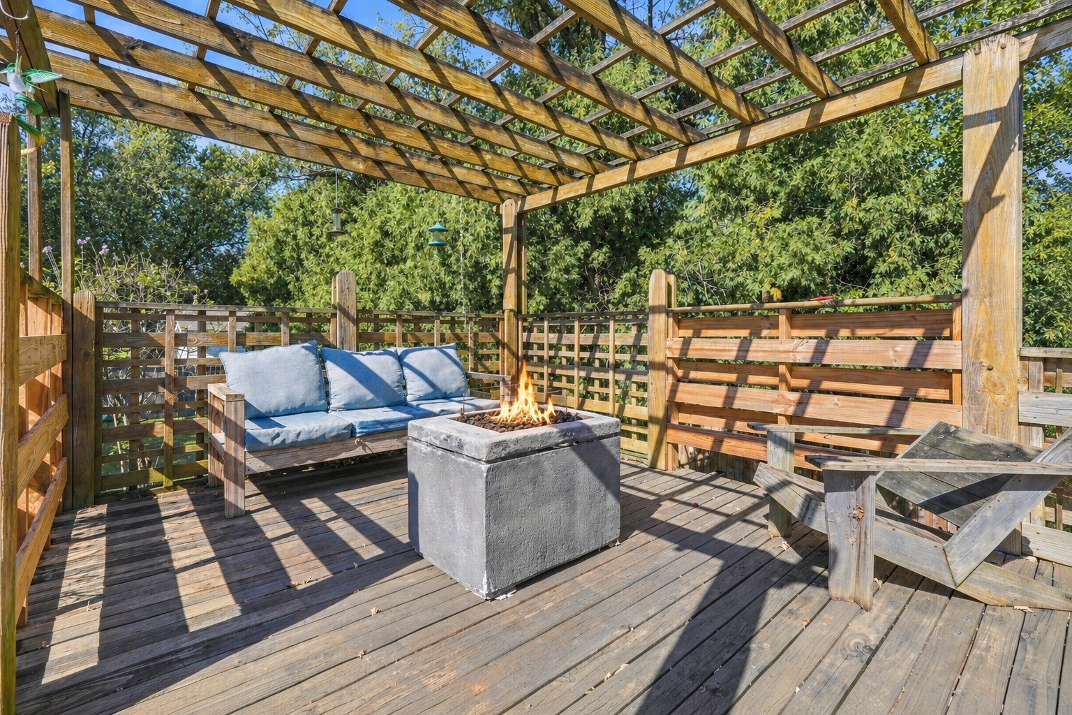 main property photo 34