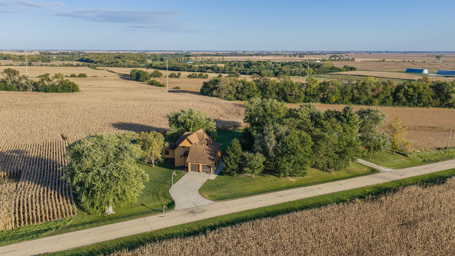 main property photo 31