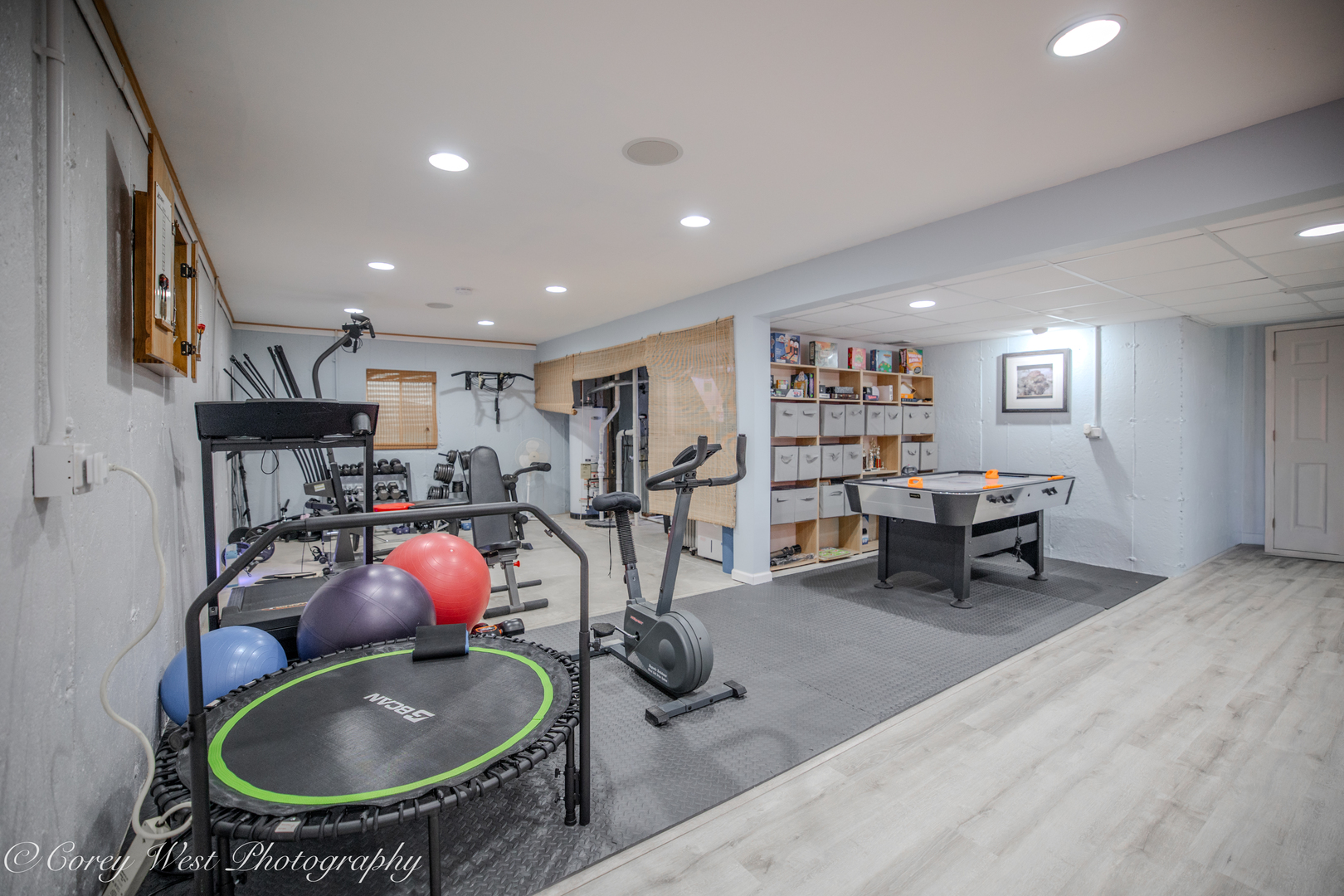 main property photo 33
