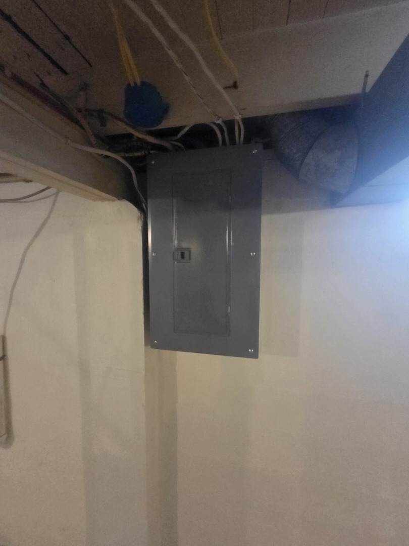 main property photo 9