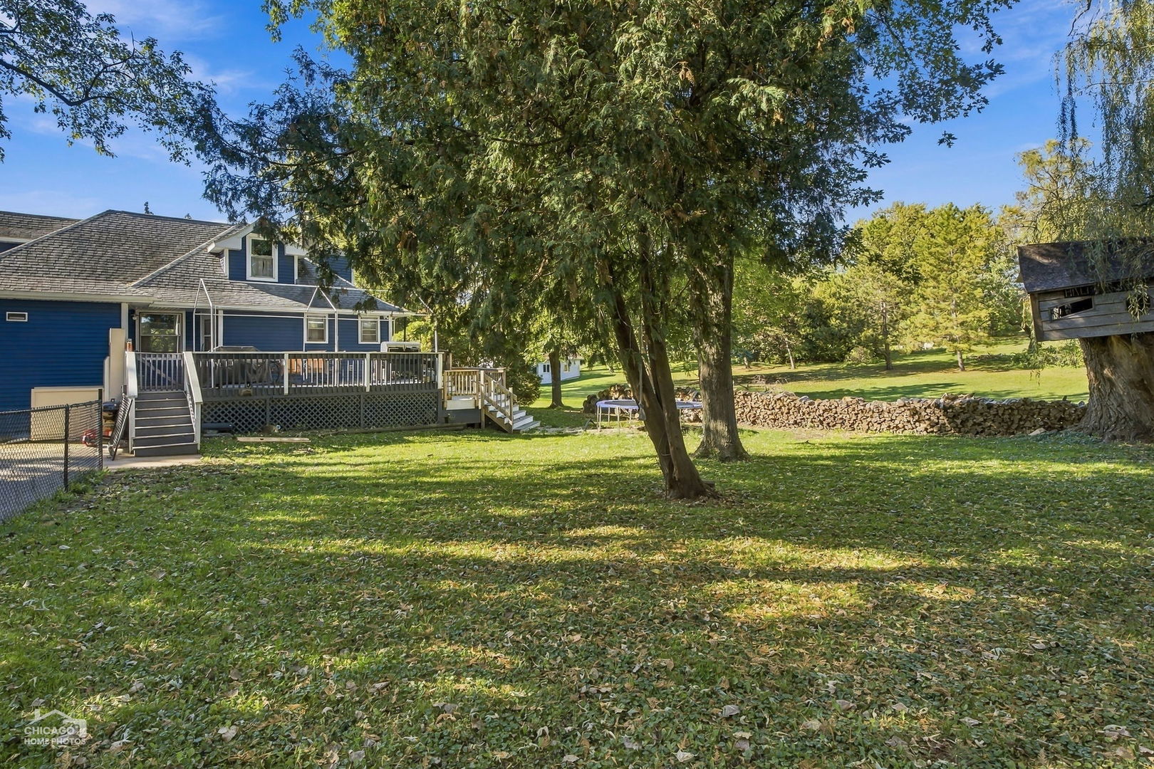 main property photo 28