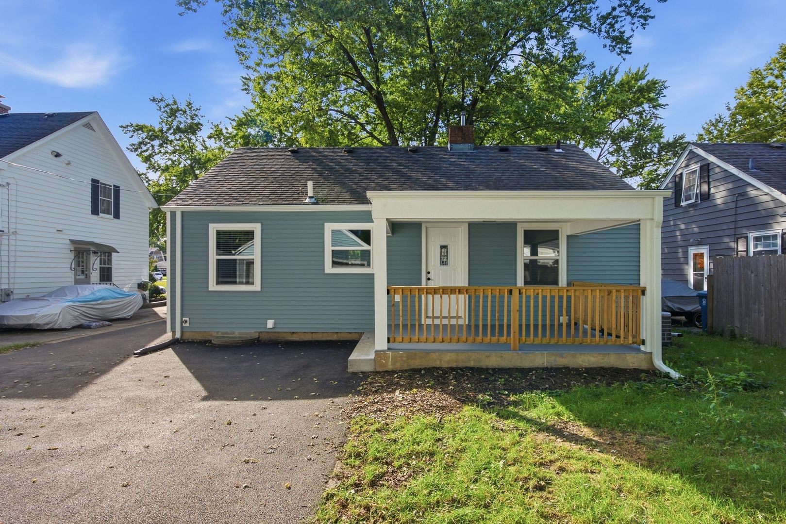 main property photo 20